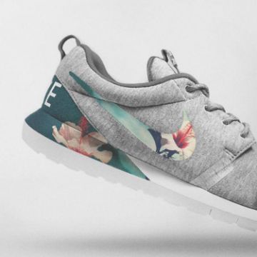 Afbeeldingen van Nike Floral Roshe Customized Running Shoes